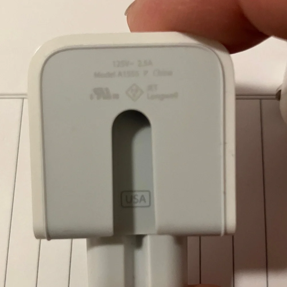Set of 2 Apple Duck Head Converter Wall Plug